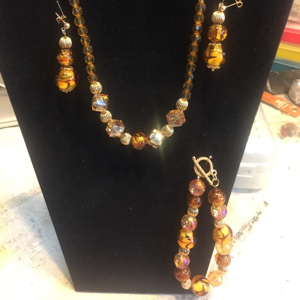 Jewelry - Picture 8 of 8